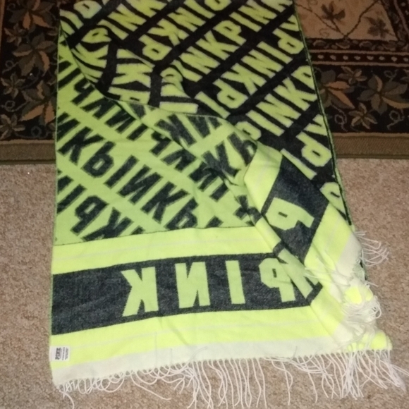 Victoria Secret Pink Shawl/Throw, 88x27, Neon Yellow Green, pre-owned - Picture 2 of 5